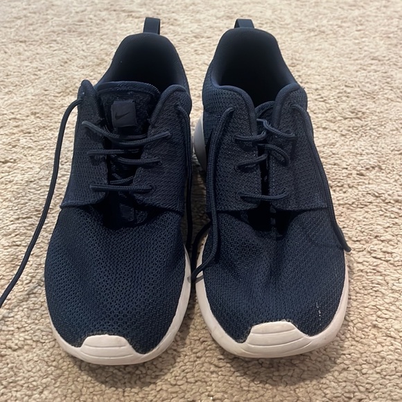 Nike Roshe One - Picture 3 of 7